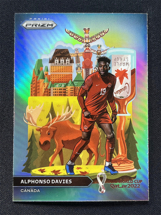 2022 Prizm World Cup National Landmarks #5 Alphonso Davies